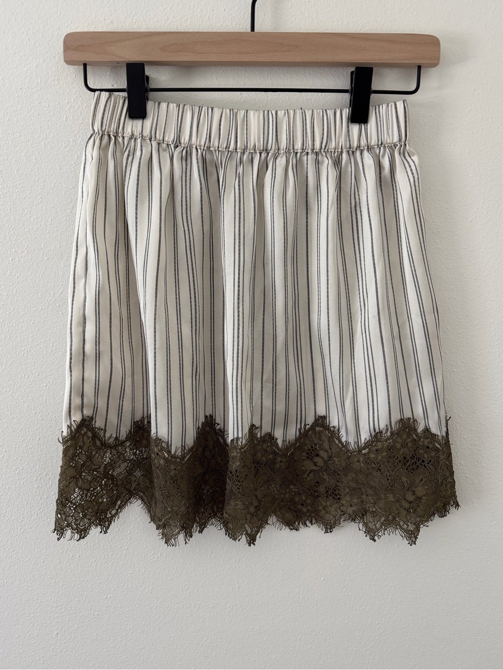 NWT- ASOS Topshop Satin Lace Petticoat Pinstripe Vintage Preppy Mini Skirt small